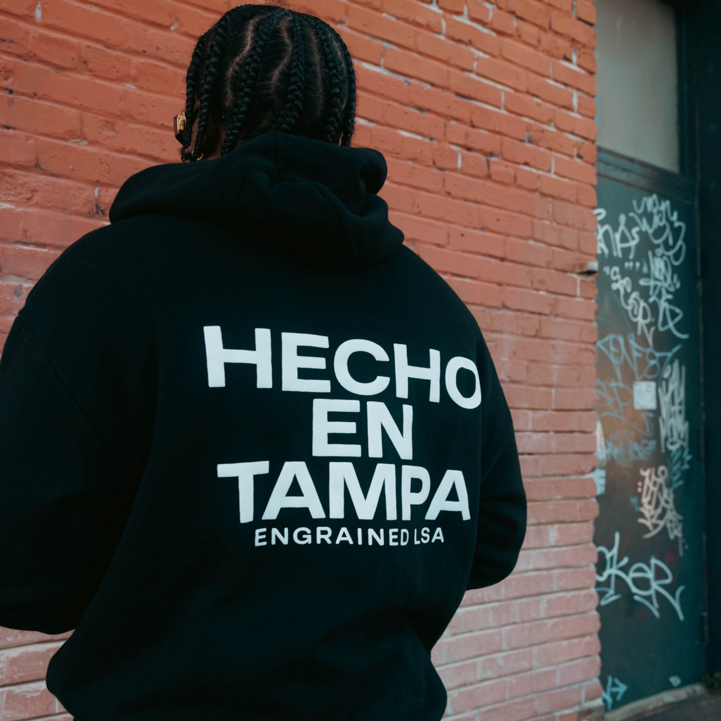 Hecho En Tampa Staple Hoodie (Black)