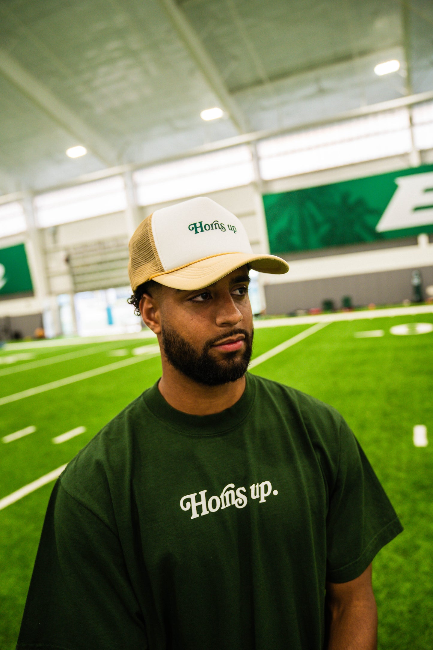 “Horns up.” Tee (Forest)